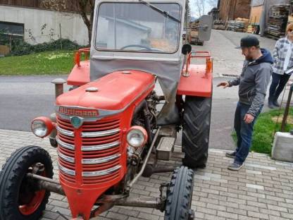 Bild 5:Hürlimann D90 Traktor