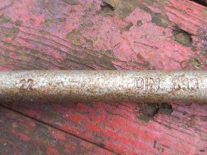 Bild 2:2 Kreuzschlüssel für KFZ-Fahrzeuge