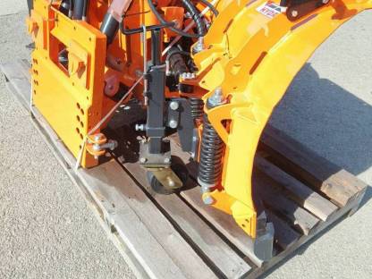 Bild 6:Neuer Hydrac VPS 290 Schneepflug