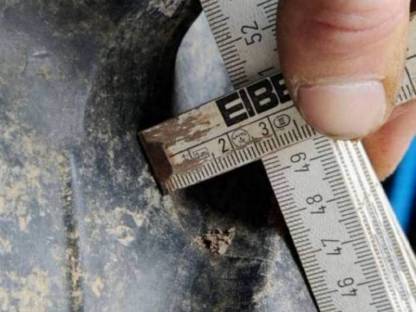 Bild 6:Pflegereifen Kompletträder BKT 270/95 R48 (11.2R48)