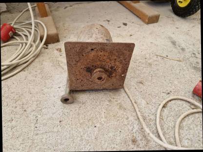 Bild 2:Motor 220V/380V Marke Kamaryt