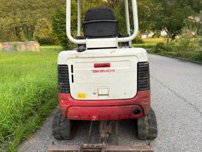 Bild 3:Takeuchi TB 016