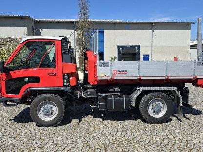 Bild 2:Aebi VT450 Hakenlift