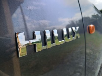 Bild 2:Toyota HILUX VII 2,5 D-4D Country