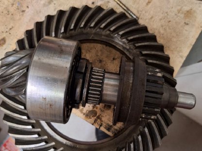 Bild 3:Gebrauchte Ersatzteile Steyr