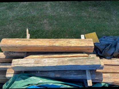 Bild 2:Alte Holzbalken