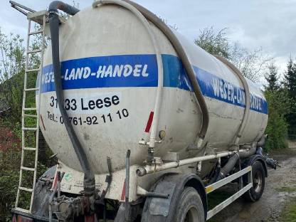 Bild 2:Güllezubringfass