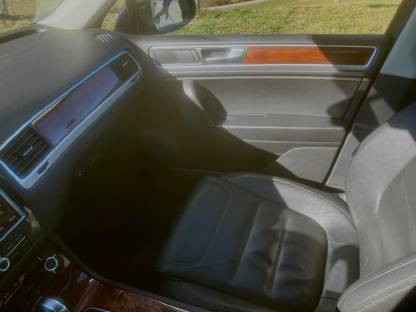 Bild 9:VW Touareg V6, neu vorgeführt 8/26