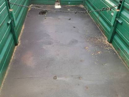 Bild 4:3-Achser 3-Seiten Kipper