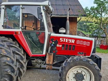 Bild 3:Steyr 8080