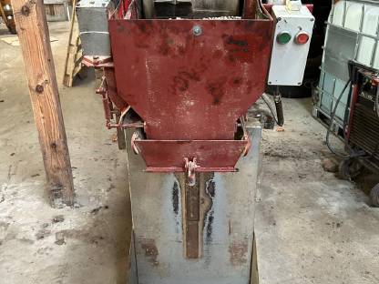 Bild 4:Absackwaage Kartoffeln/Zwiebeln Telma