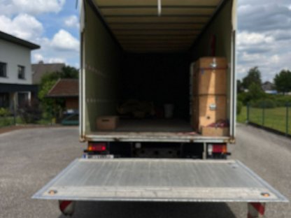 Bild 4:IVECO LKW mit Hebebühne und Kofferaufbau 7,5 t Eurocargo M752