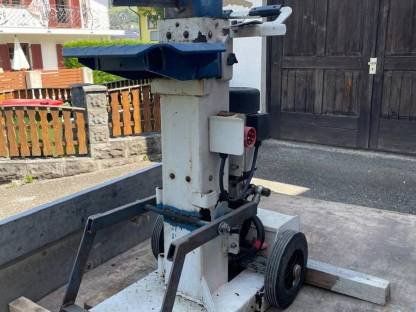 Holzspalter