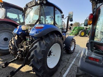 Bild 4:Traktor New Holland T5.80 DC