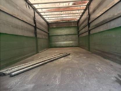 Bild 8:Ballenanhänger/Ballenwagen, Schwarzmüller LKW Anhänger