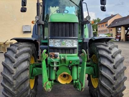 Bild 2:John Deere 7430