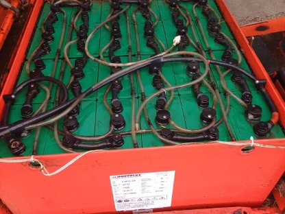 El. Stapler Linde R16 Batterien Ladegeräte und Zinken