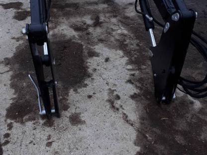 Bild 6:Hauer Frontlader für Steyr 9094 oder Case CS 86