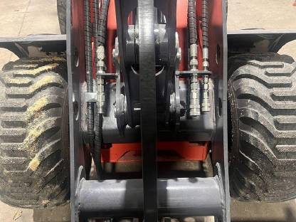 Bild 3:Hoflader Everun ER1220