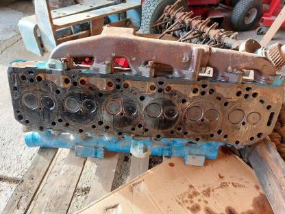 Bild 2:Zylinderkopf für Ford Traktor 6-Zylinder 7810 8210