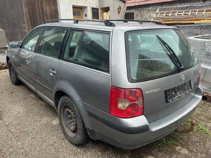 Bild 3:VW Passat 3BG Teile LD7W