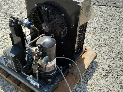 Bild 8:DeLaval Milchtank 2.000 l