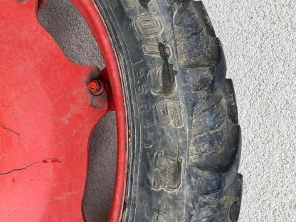 Bild 4:Pflegebereifung verstellbar