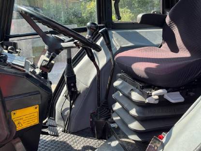 Bild 5:Traktor Steyr 975