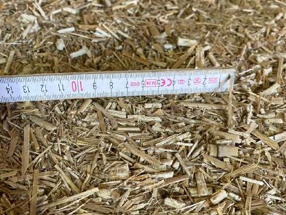 Bild 2:Kleinballen, Großballen, HD Ballen Miscanthus Einstreu
