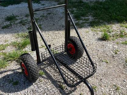 Bild 3:Zweispänner-Geschirrwagen - stabil und praktisch