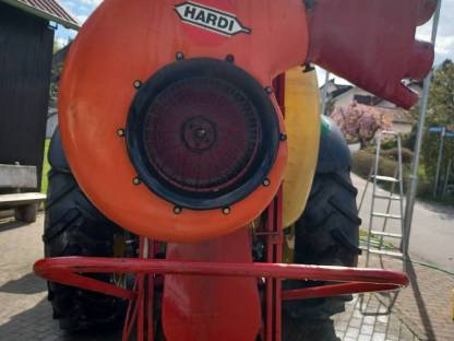 Bild 5:Gebläsespritze HARDI Nordmanntanne