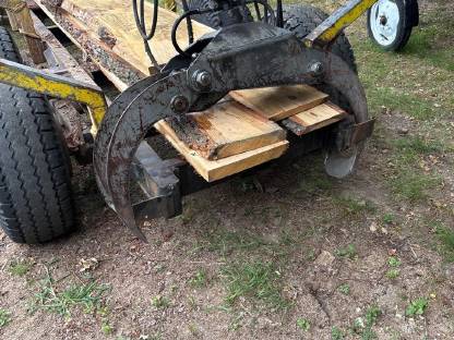 Bild 5:Renault Traktor, Rückewagen