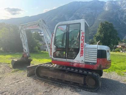 Bild 3:Takeuchi TB 175 Bagger mit Powertilt
