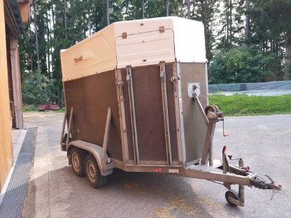 Bild 2:Pongratz VA312T Viehanhänger