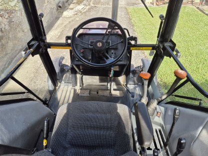 Bild 5:Traktor Case International Turbo 3220