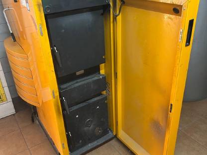 Bild 4:KWB SHV 30 Heizkessel