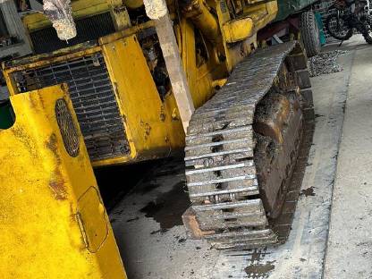 Bild 5:Laderaupe MF 300