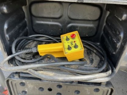 Bild 2:Hakenliftanhänger für 4 m Container