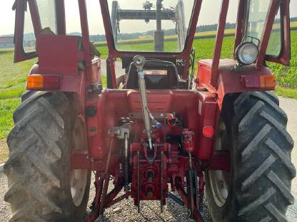 Bild 3:International Traktor