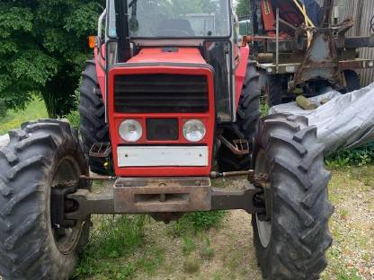 Bild 2:MF 373 Allrad