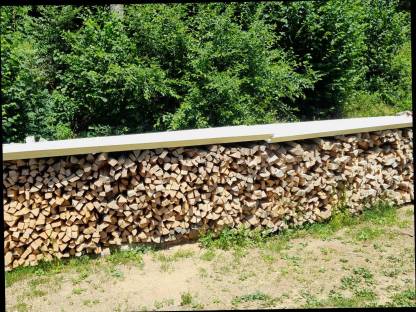 Bild 2:Brennholz