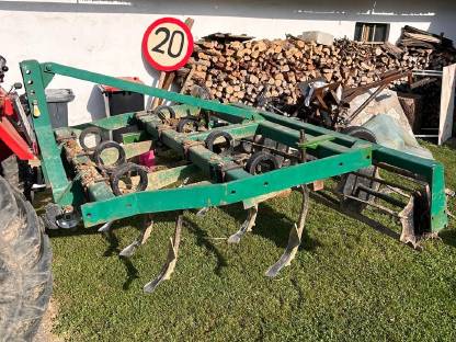 Federzinkengrubber