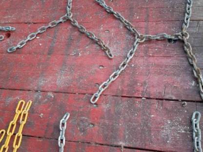 Bild 5:Schneeketten Reparaturstücke