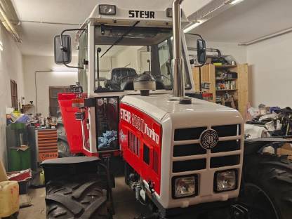 Bild 6:Traktor Edelstahlauspuff mit Schalldämpfer