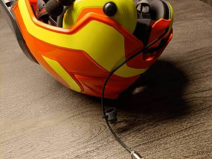 Bild 4:Protos Gehörschutz: Funk-Headset + Sprechtaste für Forstfunk