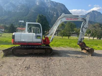 Bild 2:Takeuchi TB 175 Bagger mit Powertilt
