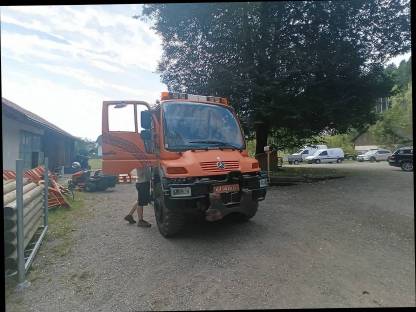 Bild 2:Unimog U400