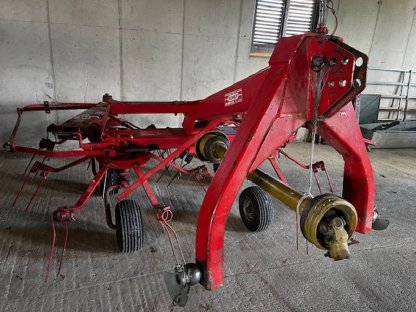 Fella Kreiselheuer TH 440 D – 4,4 m AB, 4 Kreisel
