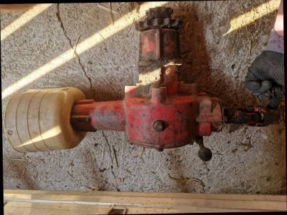 Bild 3:Winkelgetriebe Pöttinger Ladewagen