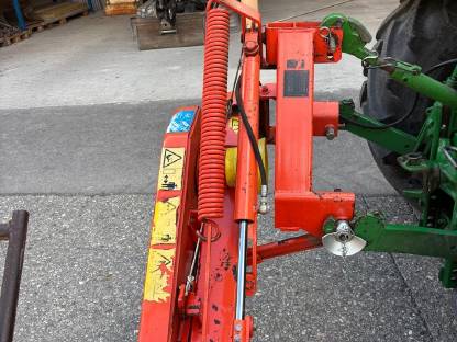 Bild 3:Mähwerk Kuhn GMD 500